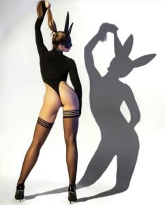 Jolie femme se met nue pour une rencontre hot dans le 88