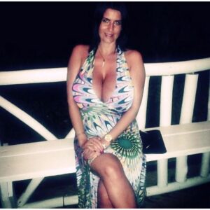 Mature nympho du 63 cherche jeune homme